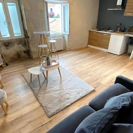 Apartment Agreable Logement Proche Hopital +gare +parking